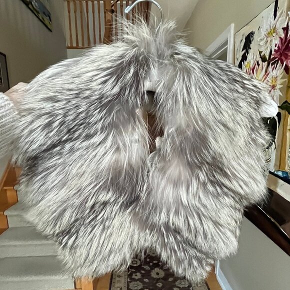 Fox Fur Collar - Silver Grey and Cream Colour - Vintage - Authentic - Picture 4 of 14